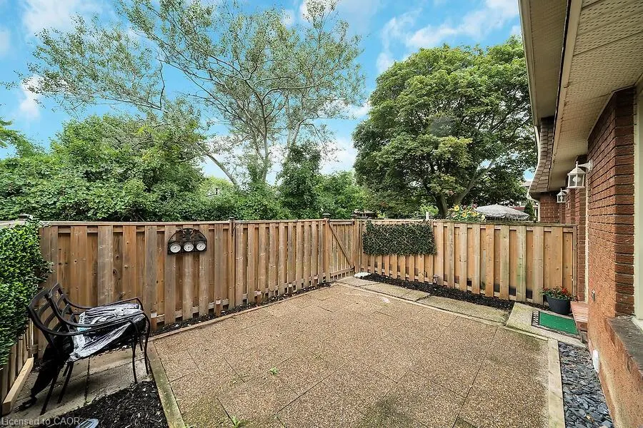 1015 Upper Gage Avenue, #4