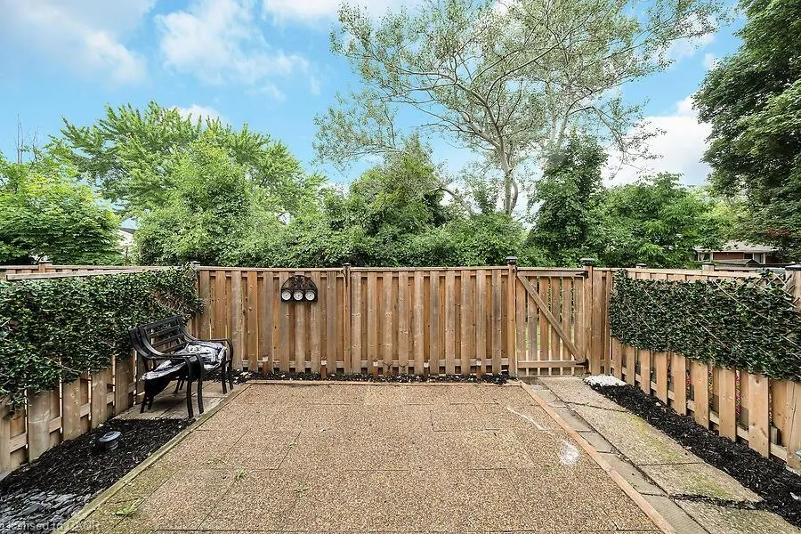 1015 Upper Gage Avenue, #4