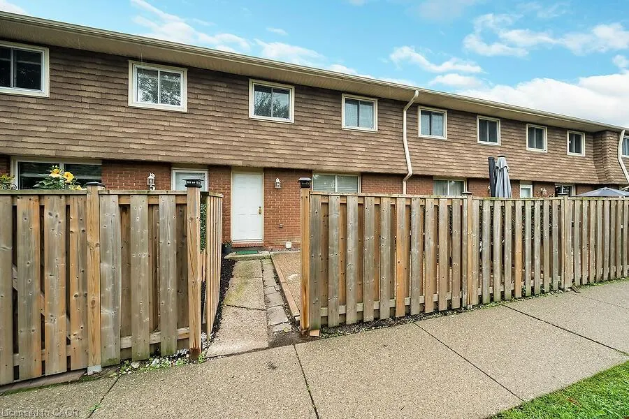 1015 Upper Gage Avenue, #4