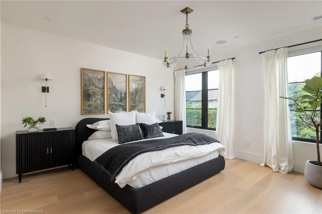203 Weybourne Road