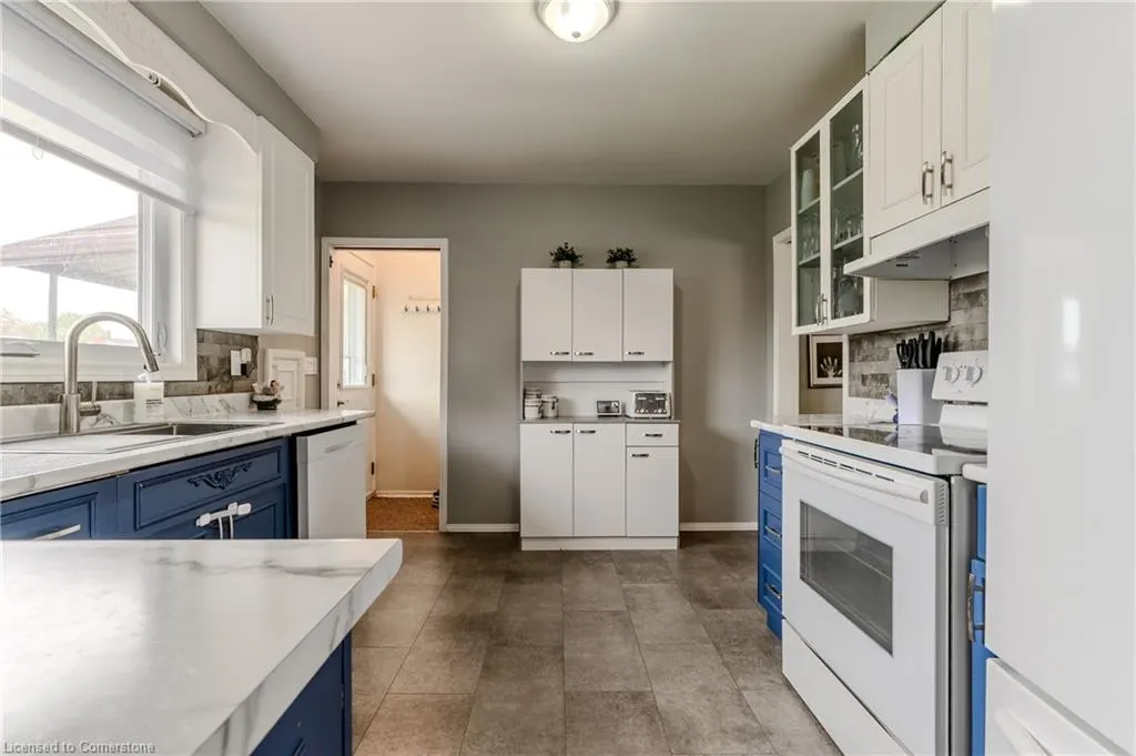 8 Pembroke Avenue