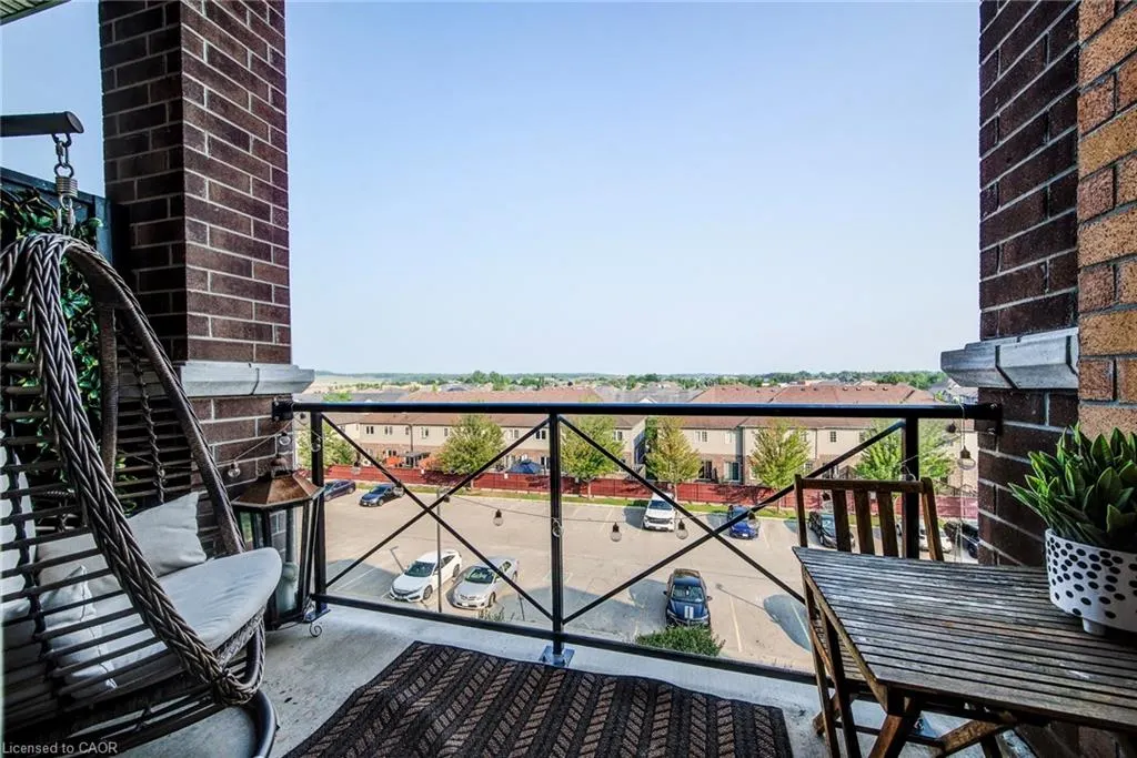 2 Colonial Drive, #401