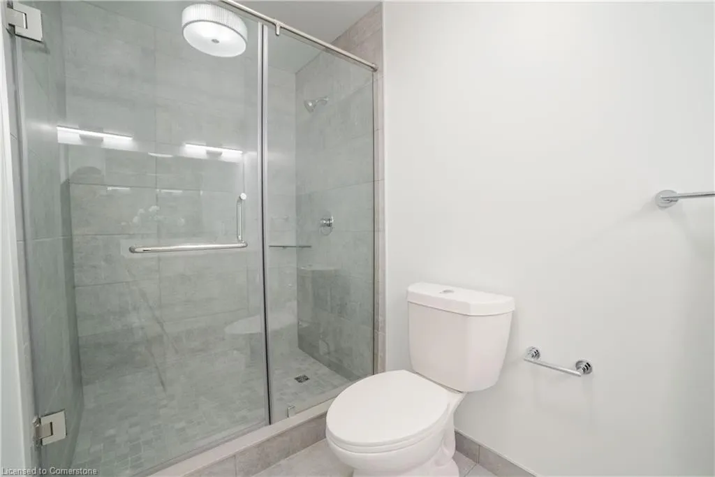 15 Glebe Street, #1701