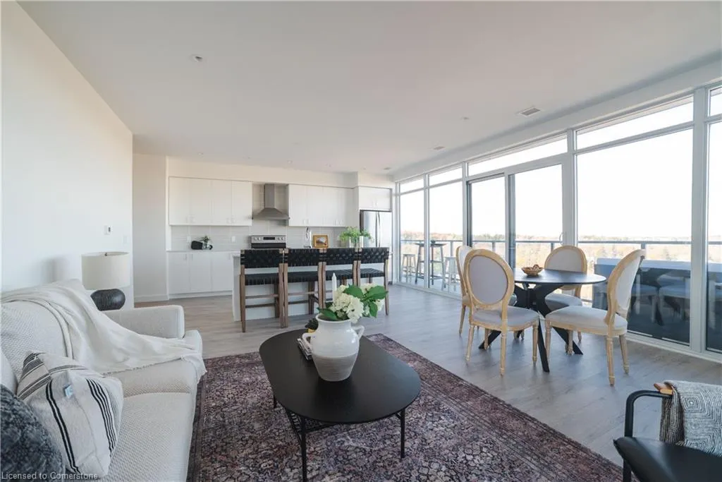 15 Glebe Street, #1701