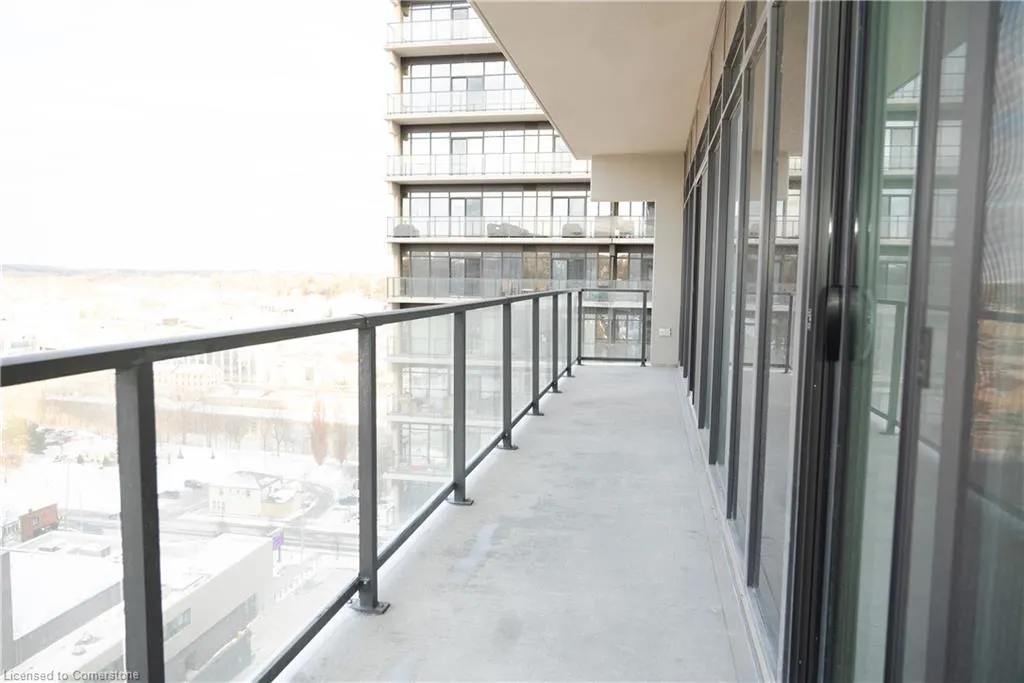 15 Glebe Street, #1701
