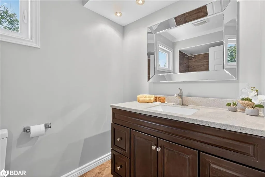 2 Birchmount Circle