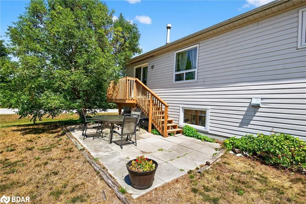 2 Birchmount Circle