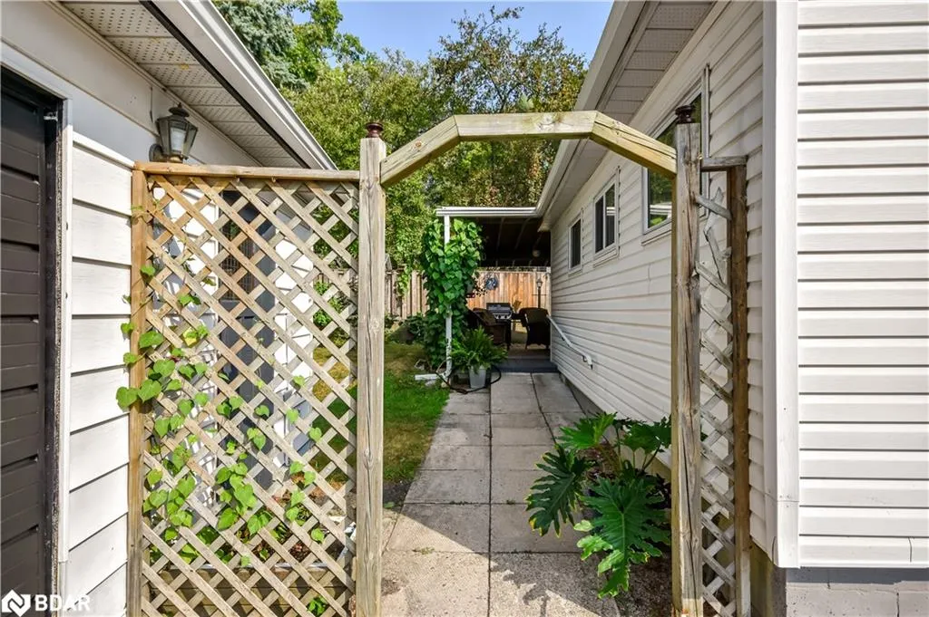 80 Parkside Drive