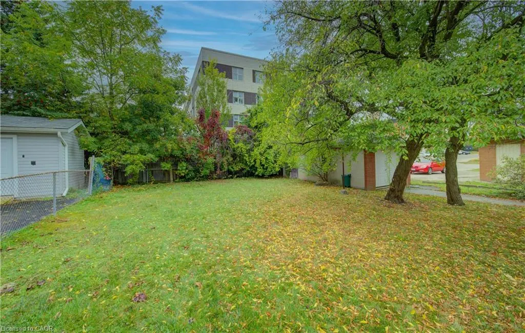4 Cardill Crescent
