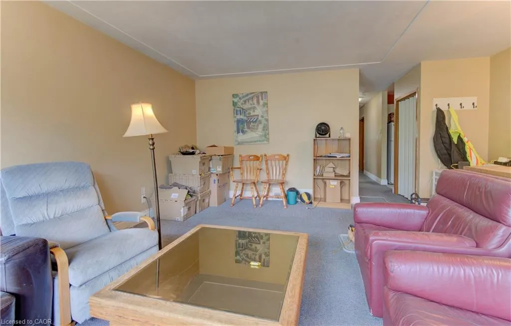 4 Cardill Crescent