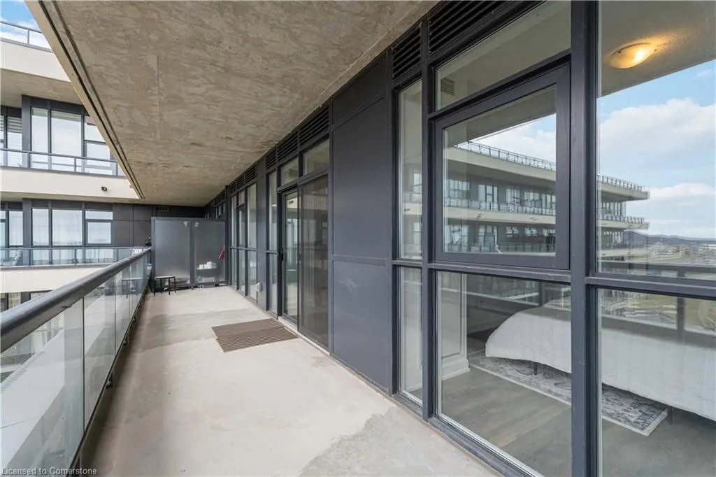 550 North Service Road, #807