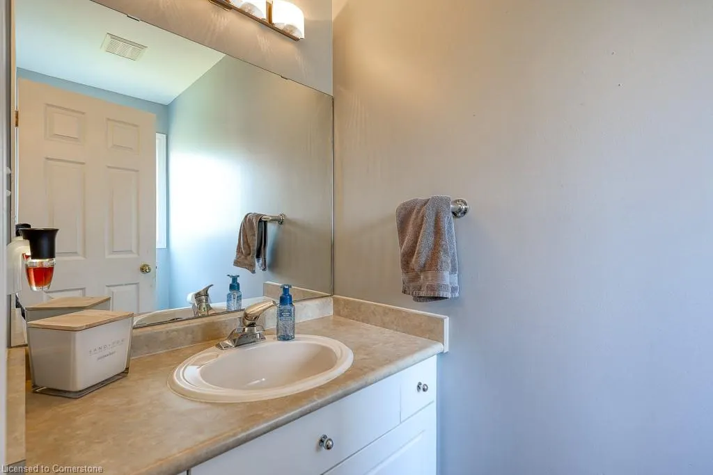 149 Snyder's Street E, #9