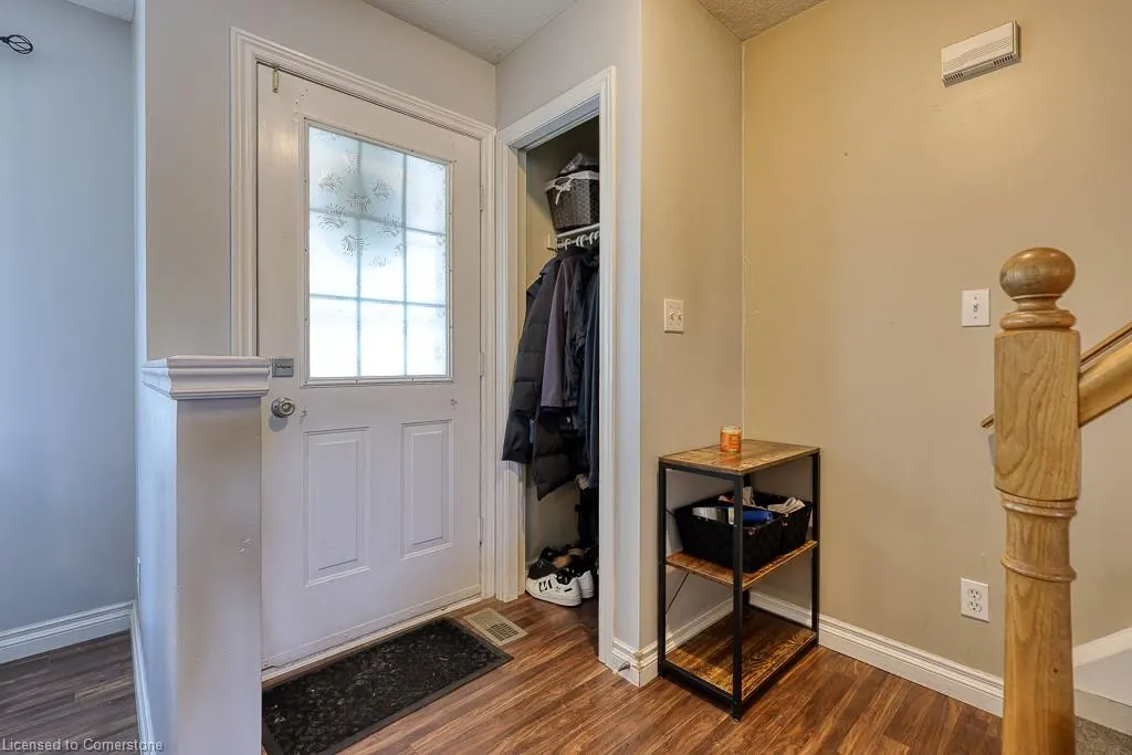 149 Snyder's Street E, #9