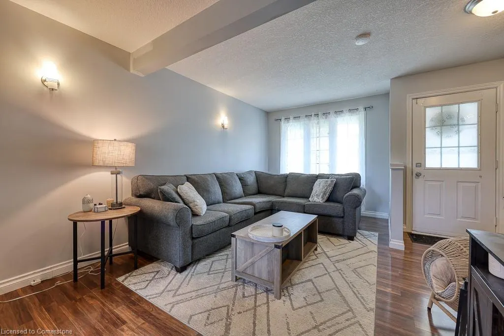 149 Snyder's Street E, #9