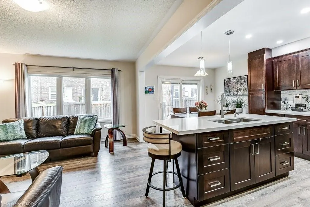35 Dredge Court