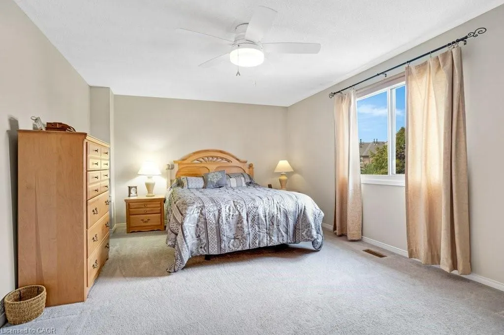 3363 Cardiff Crescent
