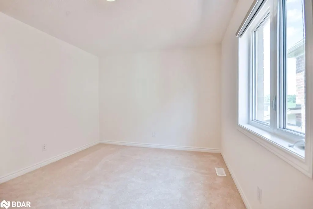 53 Rugman Crescent