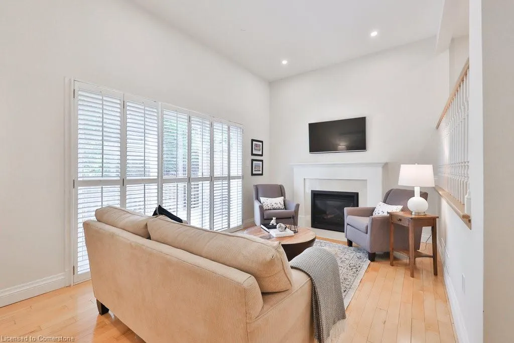 2264 Marine Drive