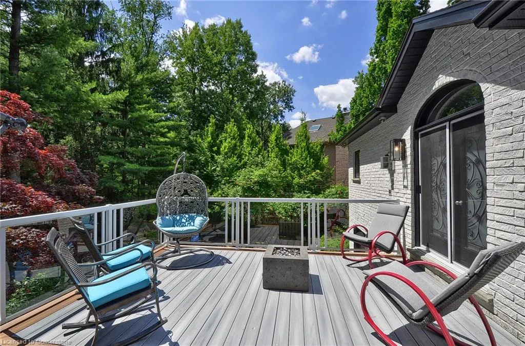 27 Woodmans Court
