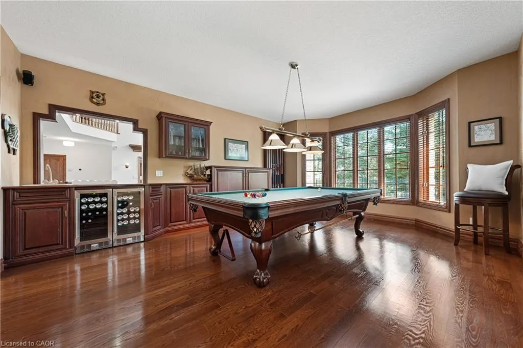 375 River Oak Place