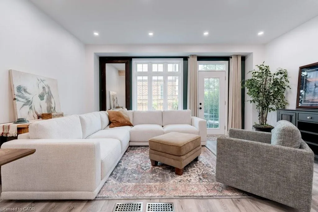 79 Browview Drive