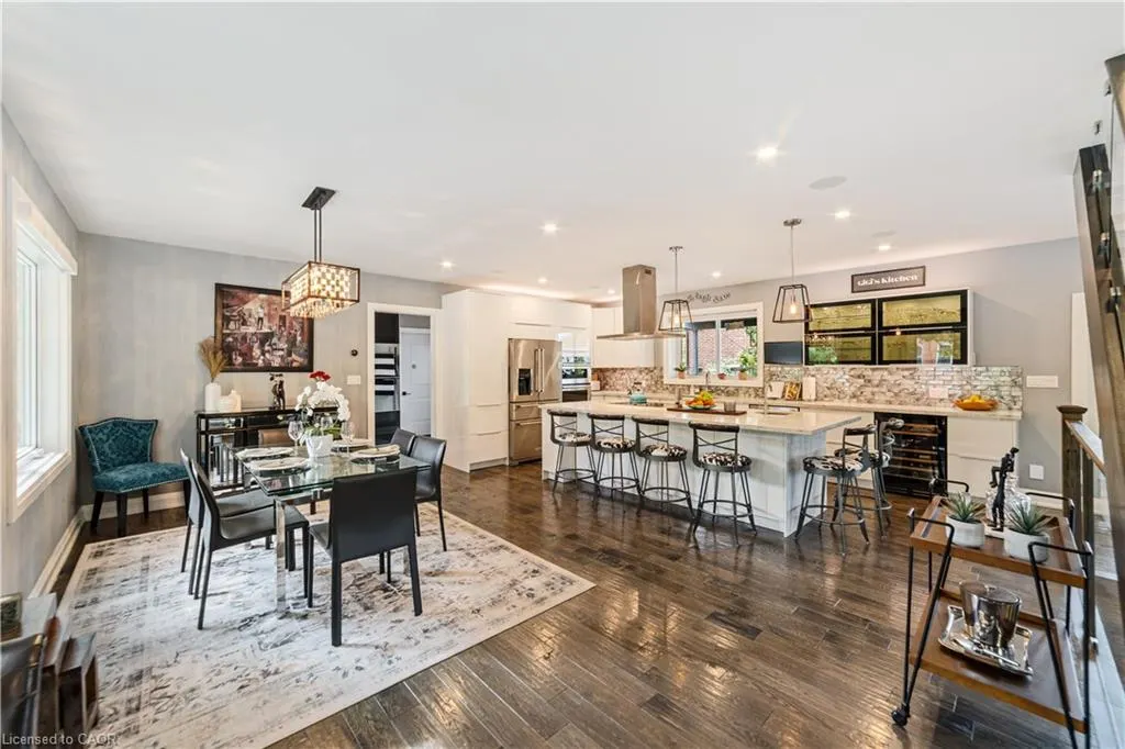 535 Locust Street