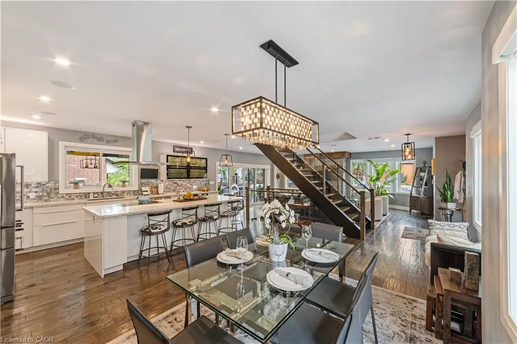 535 Locust Street