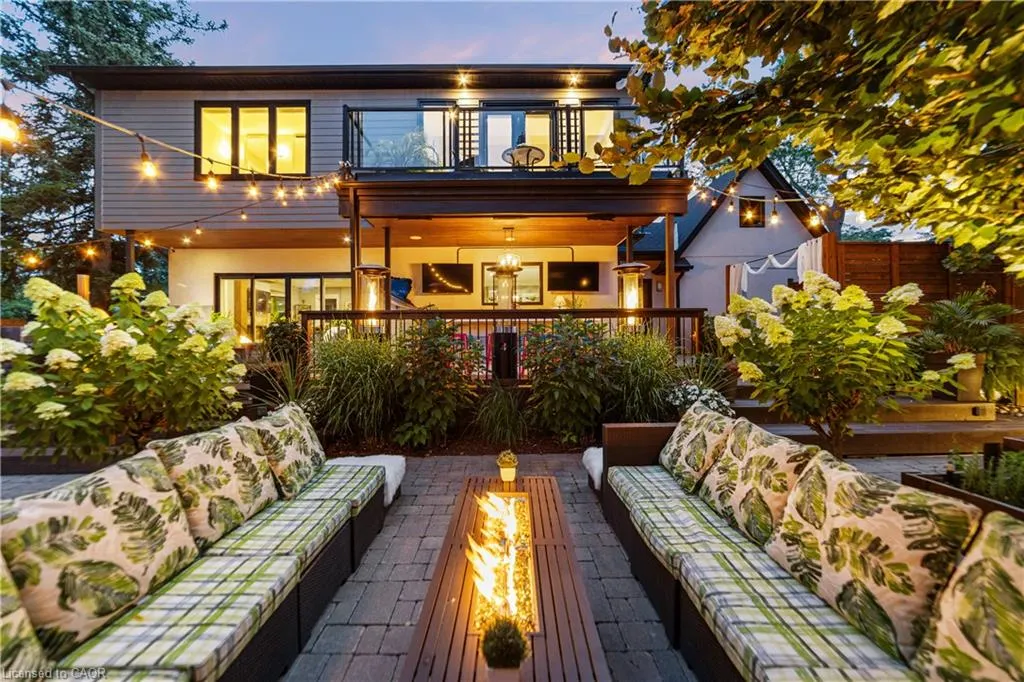 535 Locust Street