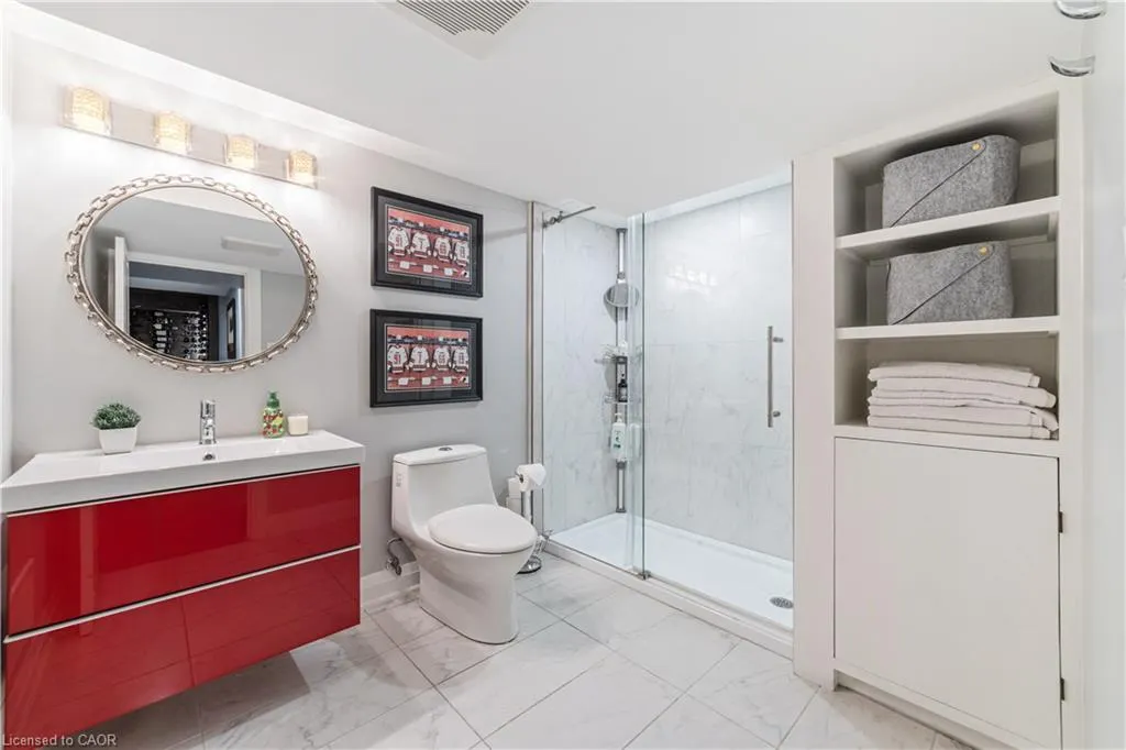 535 Locust Street