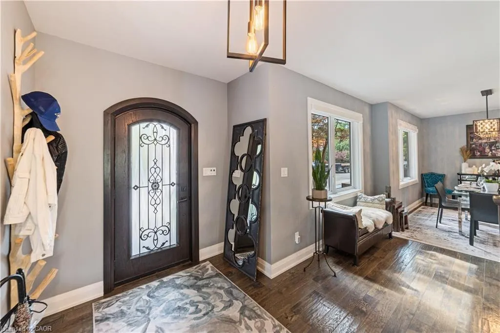 535 Locust Street