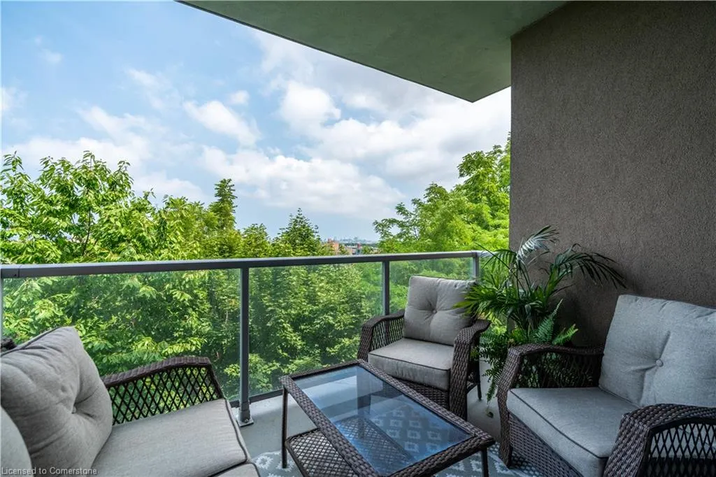 455 Charlton Avenue E, #306