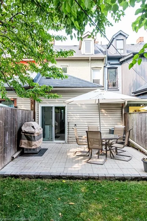 49 Sheaffe Street