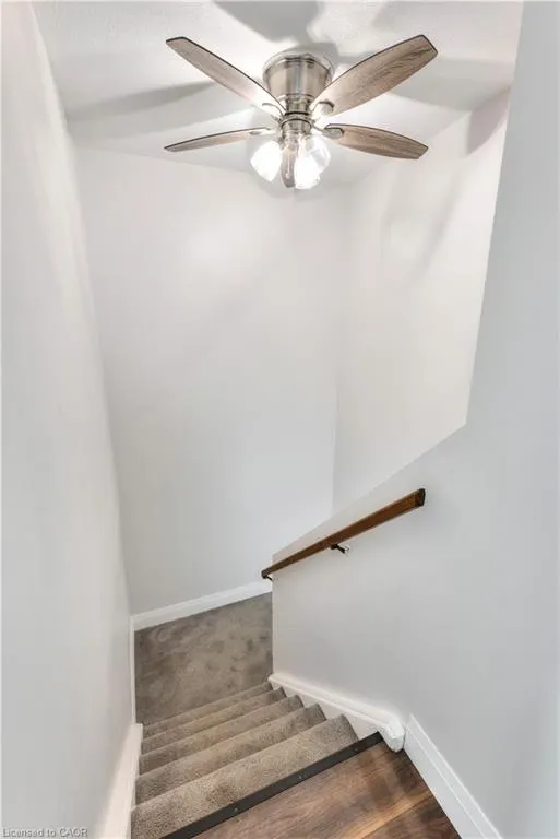 28 Underhill Crescent, #8