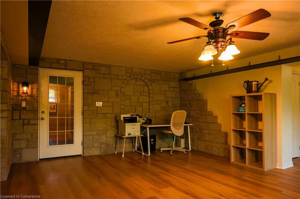 214 & 218 Maple Avenue S