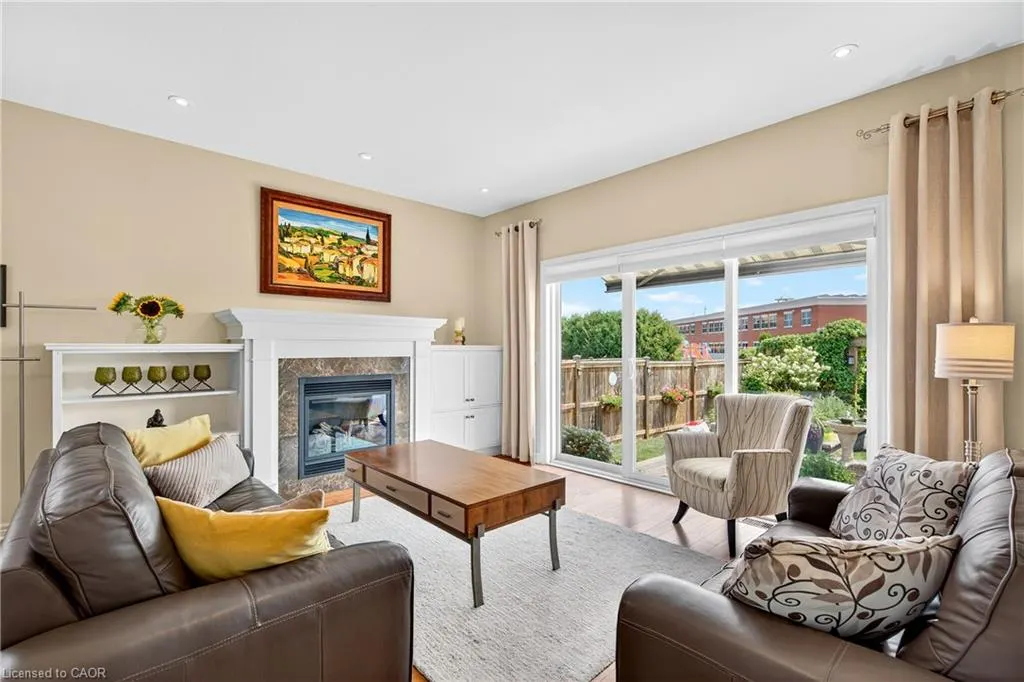 25 Pierpoint Drive