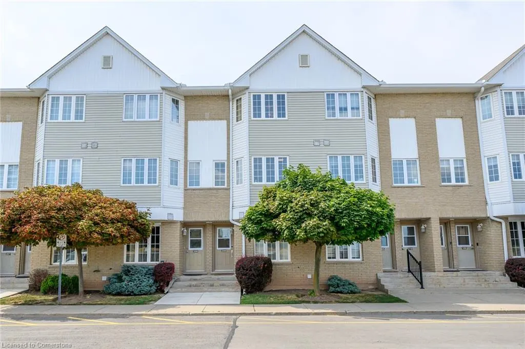 511 Highway 8 Street, #209
