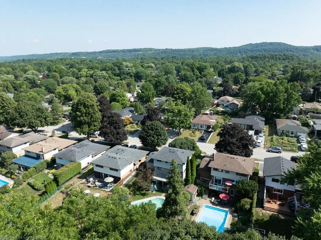 37 Sunrise Crescent