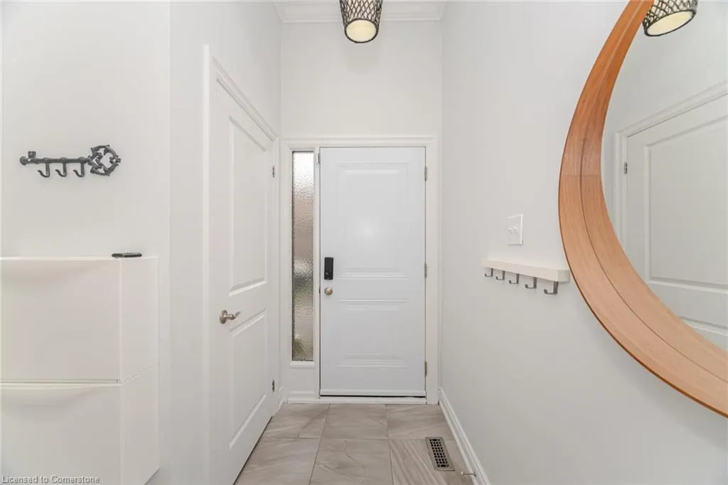 1520 Sixth Line, #20