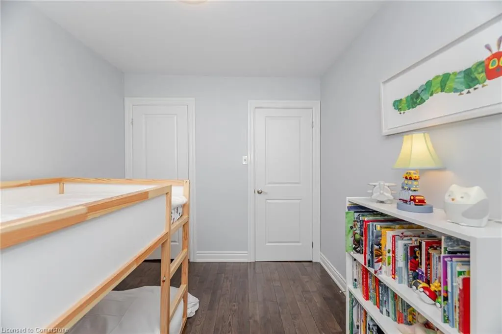 1520 Sixth Line, #20