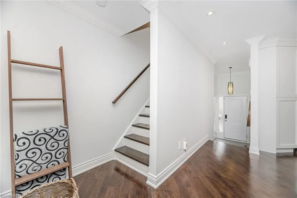 1520 Sixth Line, #20