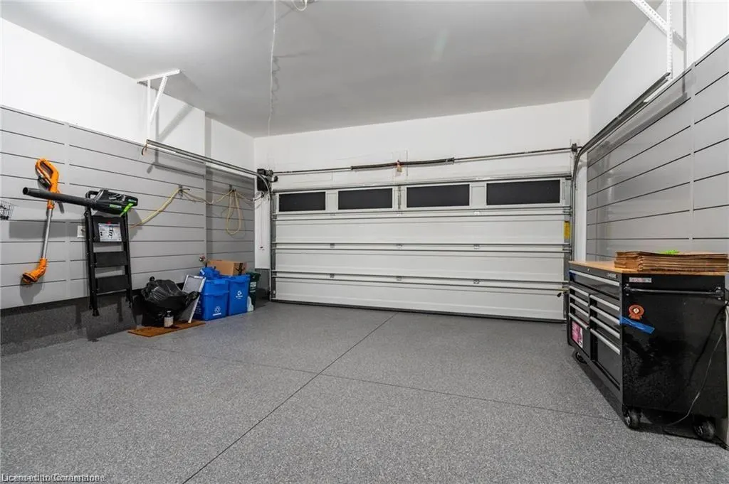 270 Main Street W, #16