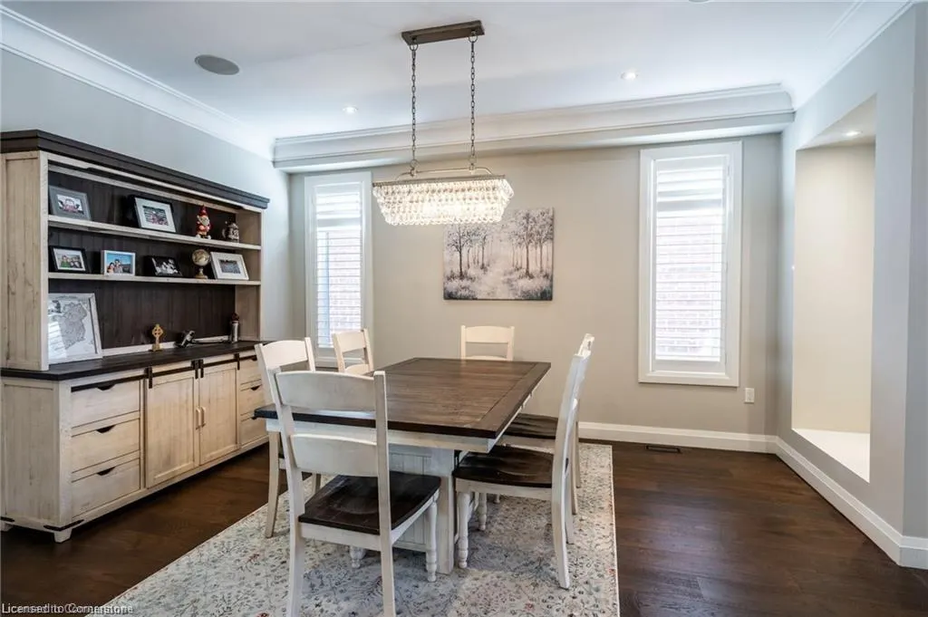 270 Main Street W, #16