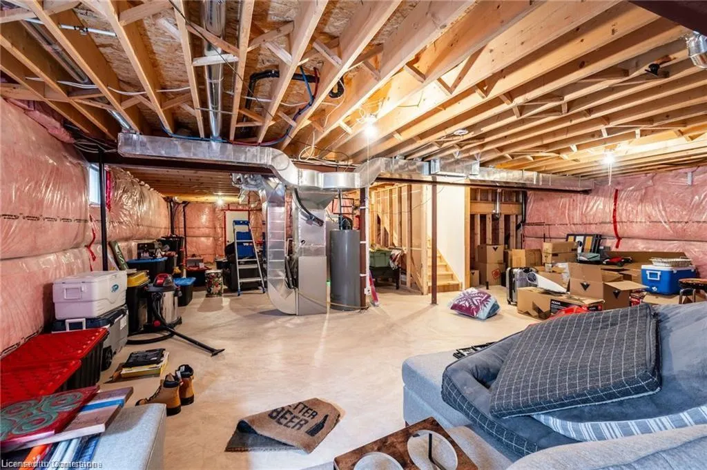 270 Main Street W, #16