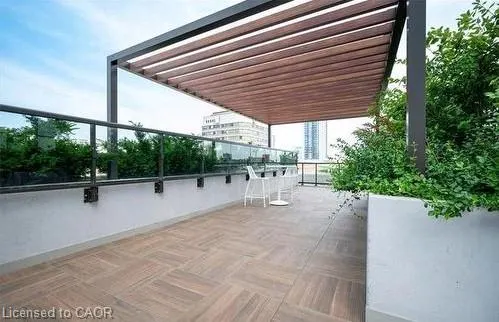 85 Duke Street W, #409