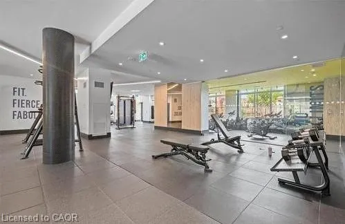 85 Duke Street W, #409