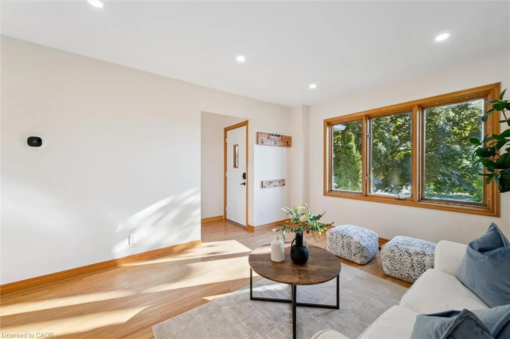 53 Hincks Street