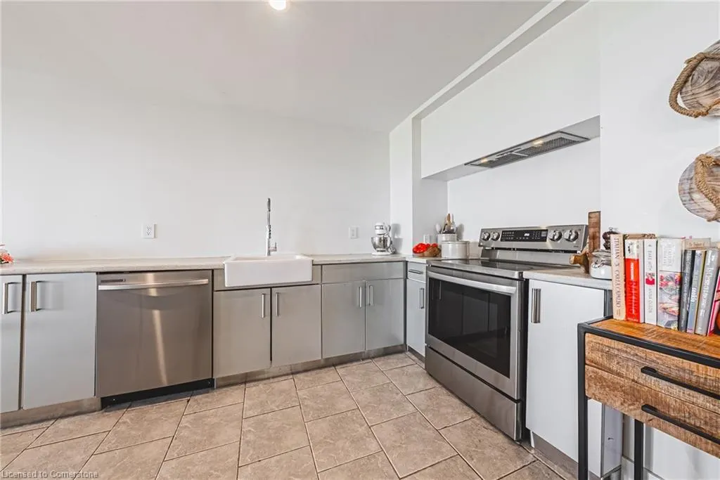 5 Dexter Avenue