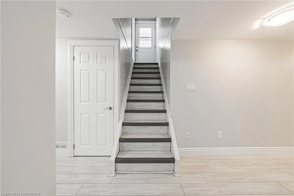 137 Pepperwood Crescent