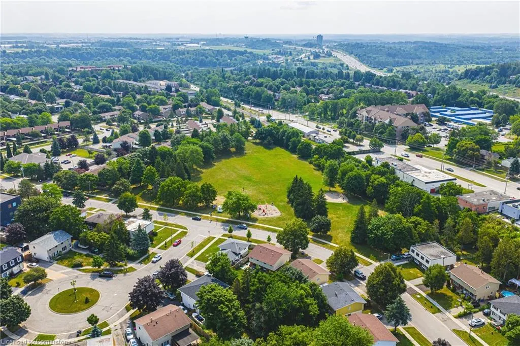 137 Pepperwood Crescent