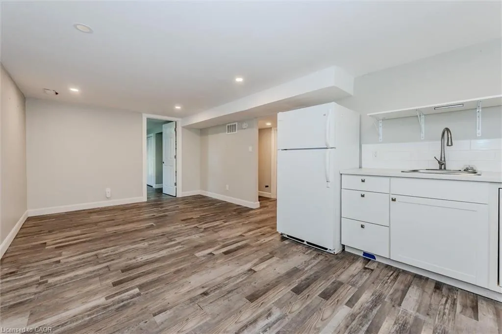 79 Lorraine Drive